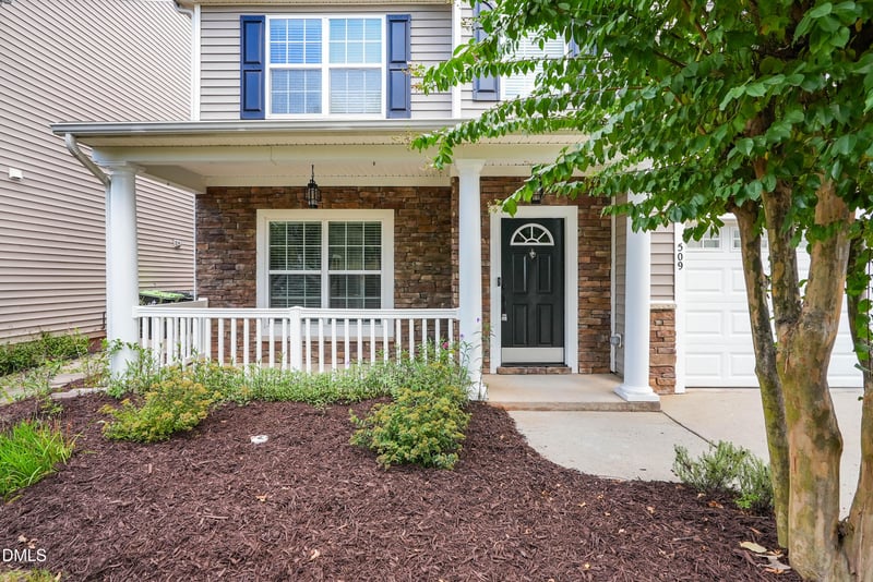 509 Gooseberry Dr, Holly Springs, NC 27540