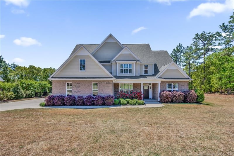 509 Swan Island Ct, Fayetteville, NC 28311