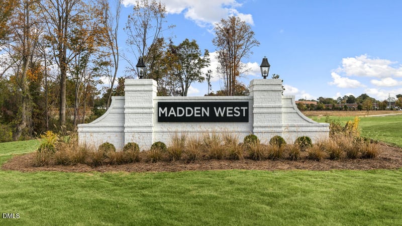 510 Dorset Stream Dr, Fuquay Varina, NC 27526