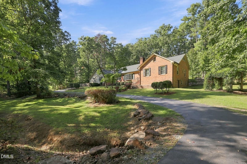510 Valley Rd, Sanford, NC 27330