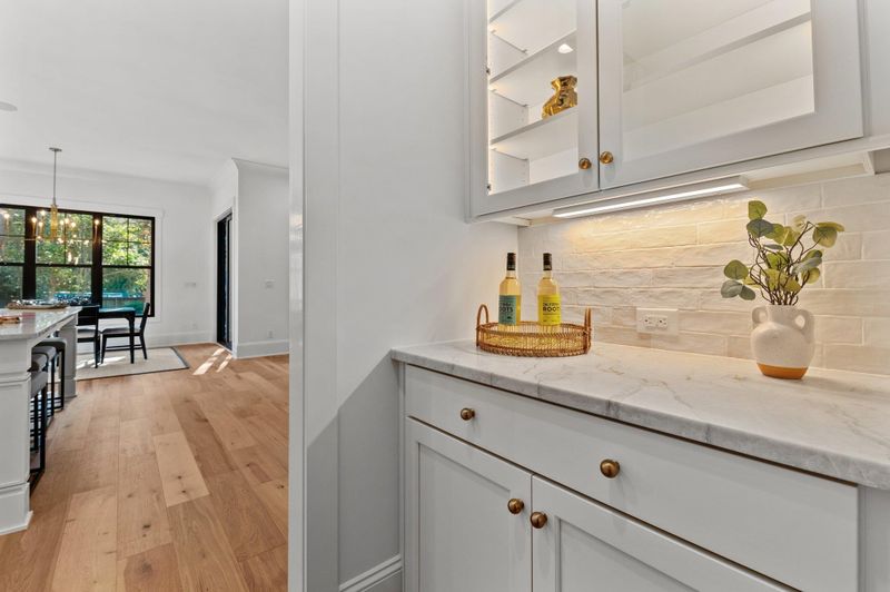 5100 Glen Dr, Raleigh, NC 27609