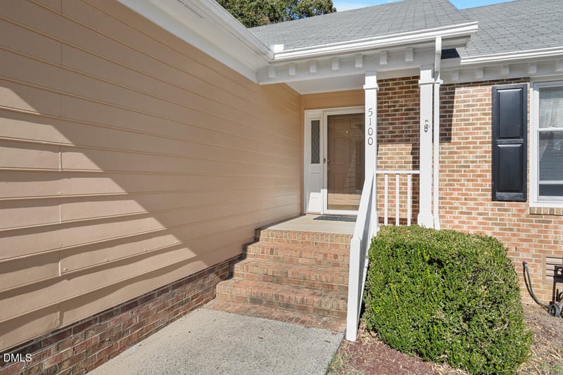 5100 Stardust Dr, Durham, NC 27712