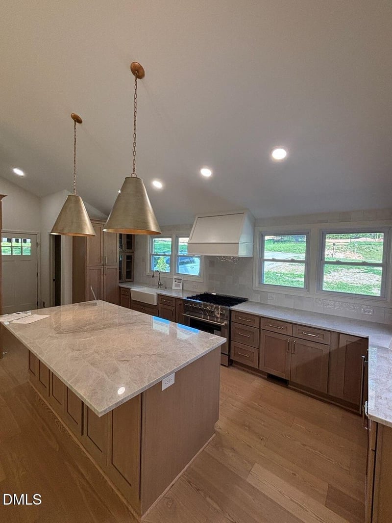 5105 Coronado Dr, Raleigh, NC 27609