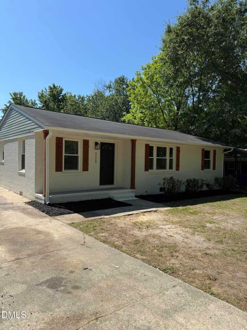 5119 Ponderosa Dr, Fayetteville, NC 28304