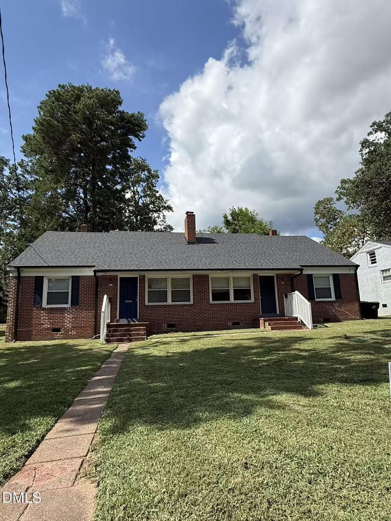 512-514 Cross St, Sanford, NC 27330