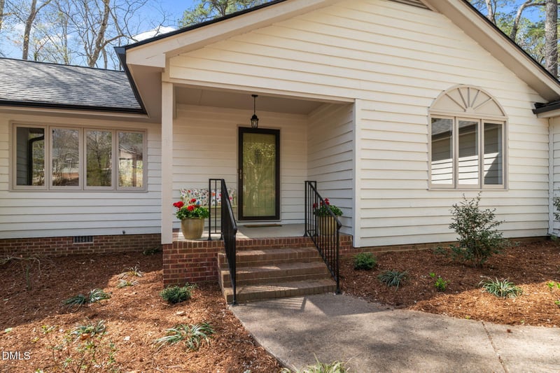 512 Argyll Dr, Sanford, NC 27332