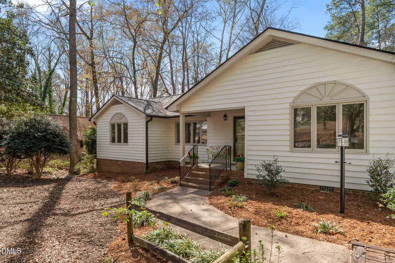 512 Argyll Dr, Sanford, NC 27332