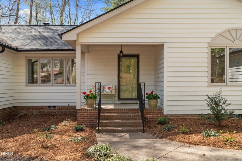 512 Argyll Dr, Sanford, NC 27332