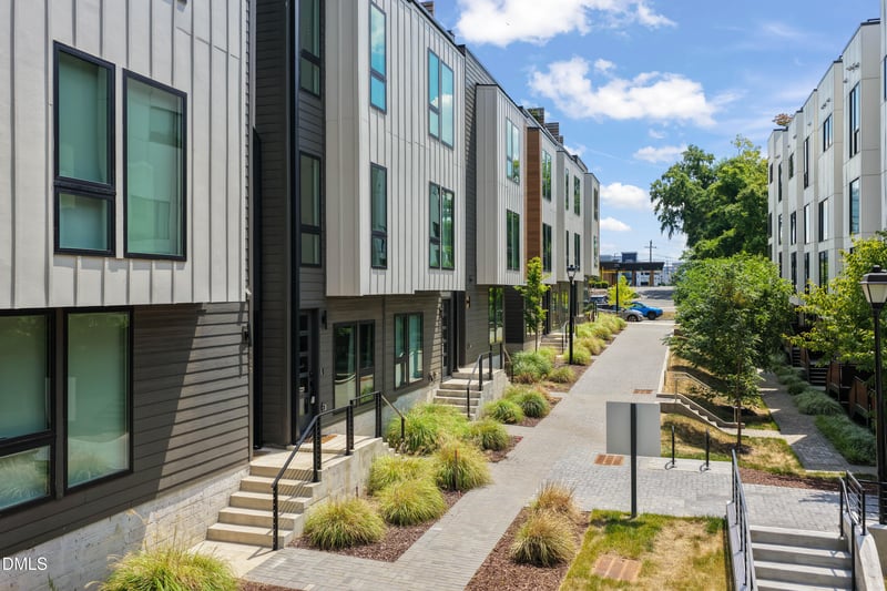 512 Gordon St #305, Durham, NC 27701