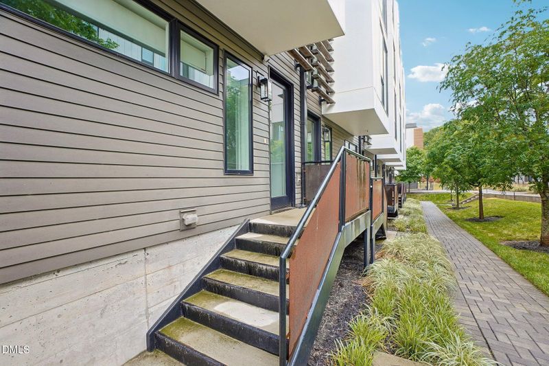 512 Gordon St #802, Durham, NC 27701