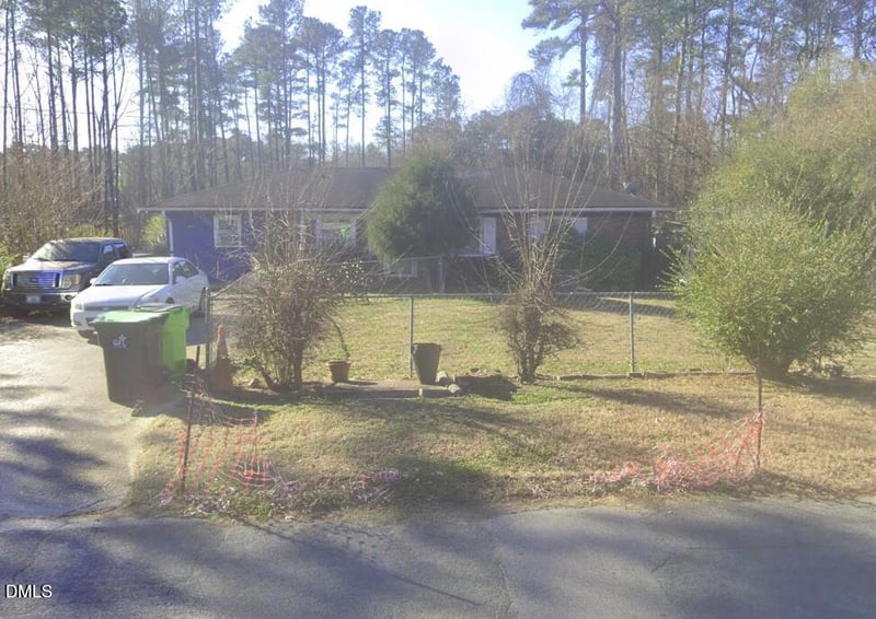 5124 Royal Acres Rd, Raleigh, NC 27610