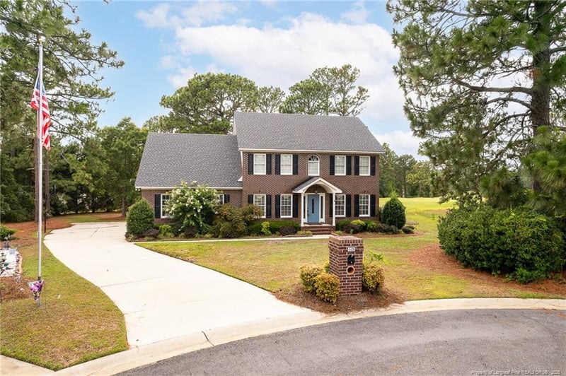 513 Captains Pl, Fayetteville, NC 28311