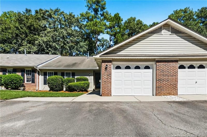 513 Lumberly Ln, Fayetteville, NC 28303