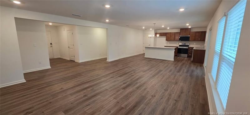 513 Matthew Meadow Ln, Lillington, NC 27546