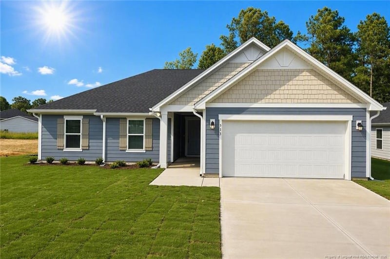 513 Matthew Meadow Ln, Lillington, NC 27546