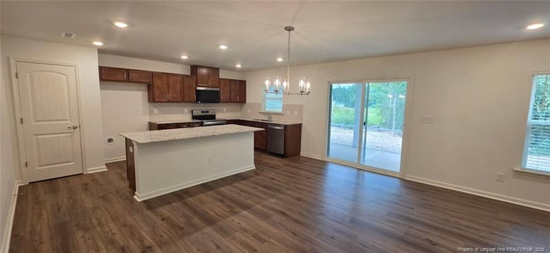 513 Matthew Meadow Ln, Lillington, NC 27546