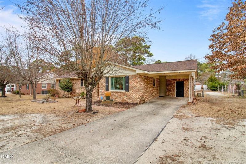 513 Maxine St, Fayetteville, NC 28303