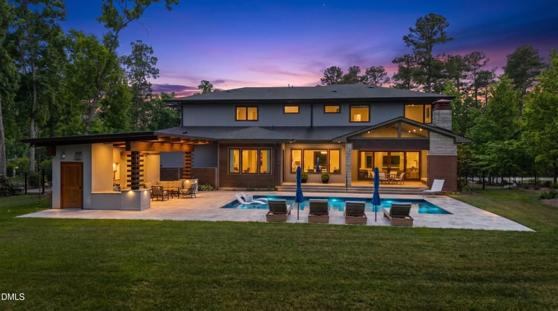 5141 Avalaire Oaks Dr, Raleigh, NC 27614