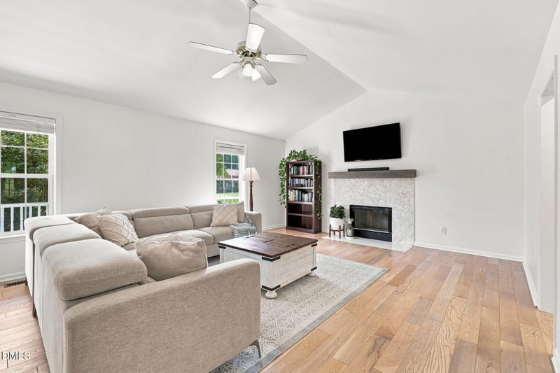 515 Bobbitt Rd, Clayton, NC 27520