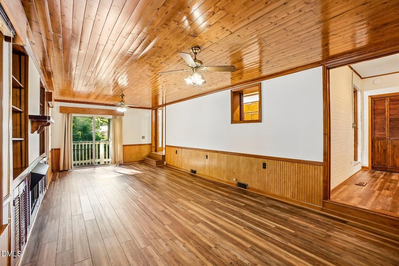 515 E Cornwall Rd, Cary, NC 27511