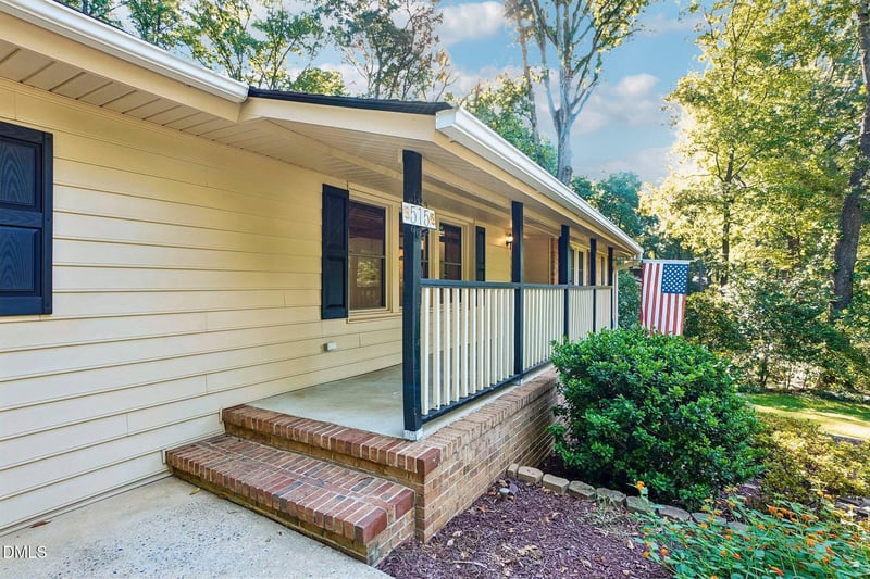 515 E Cornwall Rd, Cary, NC 27511