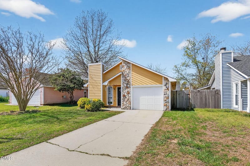 516 Auburndale Ln, Fayetteville, NC 28314