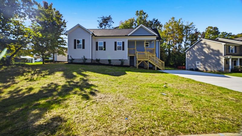 517 Cornelia Dr, Graham, NC 27253