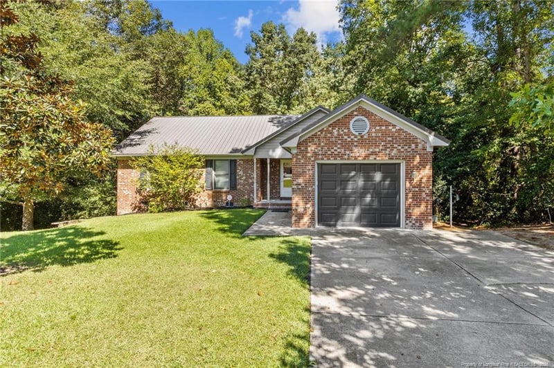 5187 Sunfish Ct, Fayetteville, NC 28303
