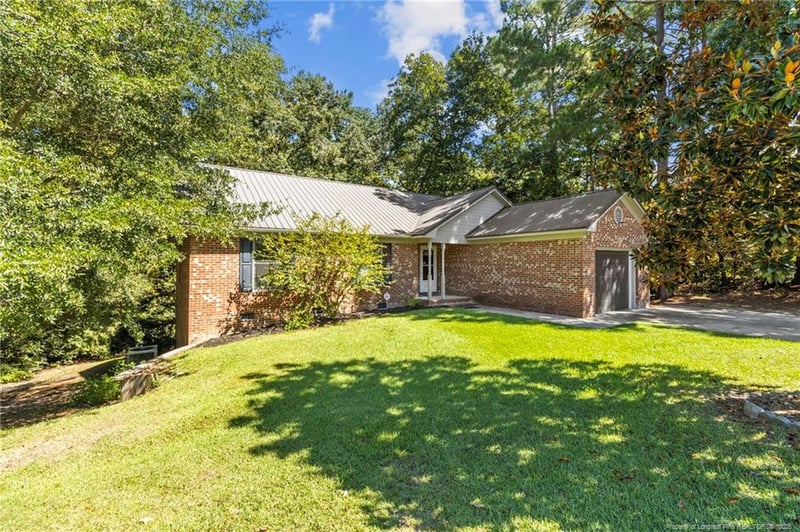5187 Sunfish Ct, Fayetteville, NC 28303
