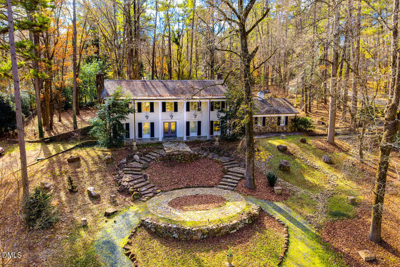 52 Dogwood Acres Dr, Chapel Hill, NC 27516