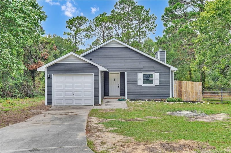5204 Blanchette St, Hope Mills, NC 28348