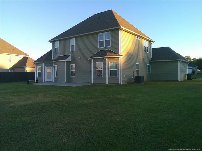 5205 Thruway Rd, Hope Mills, NC 28348