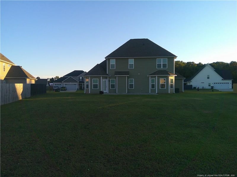 5205 Thruway Rd, Hope Mills, NC 28348