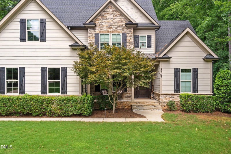 5207 Dutchman Dr, Raleigh, NC 27606