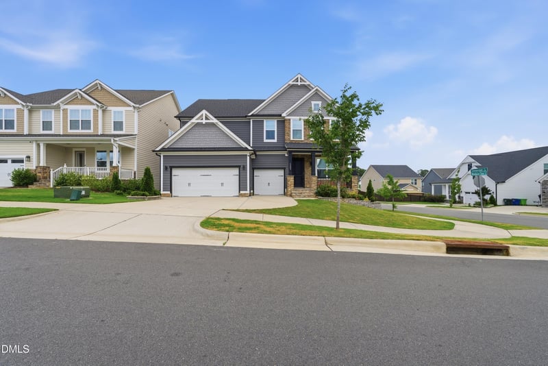 5209 Windmere Chase Dr, Raleigh, NC 27616