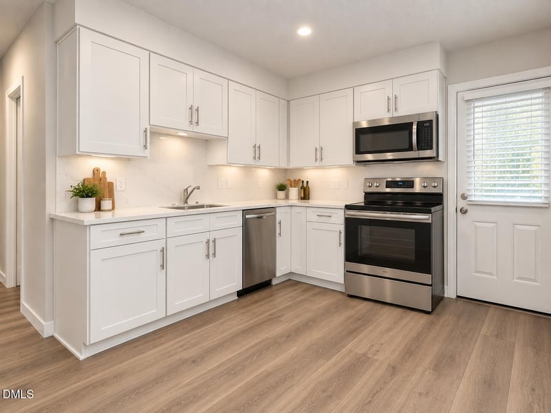 521 Locust Rd, Hillsborough, NC 27278