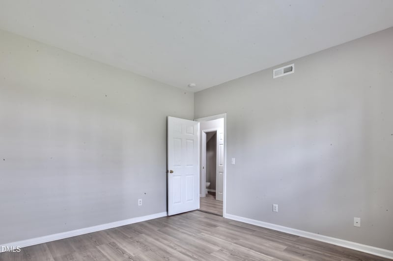 521 Ruby Walk Dr, Morrisville, NC 27560