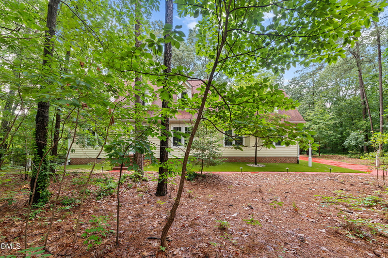 5216 Bridget Dr, Raleigh, NC 27603