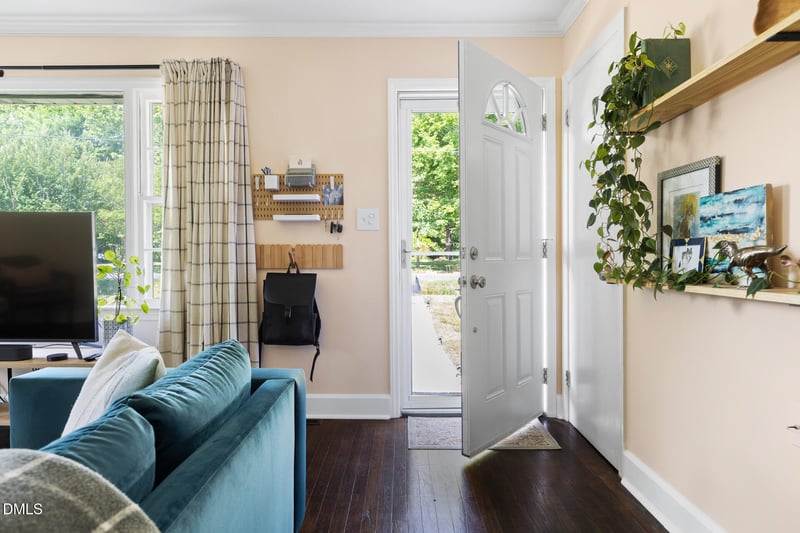 523 Central Ave, Hillsborough, NC 27278