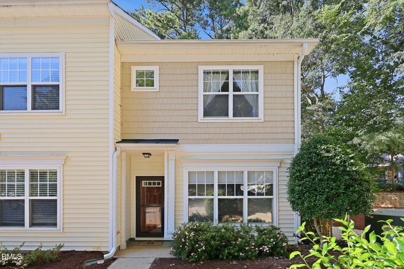 523 Elm Ave, Wake Forest, NC 27587