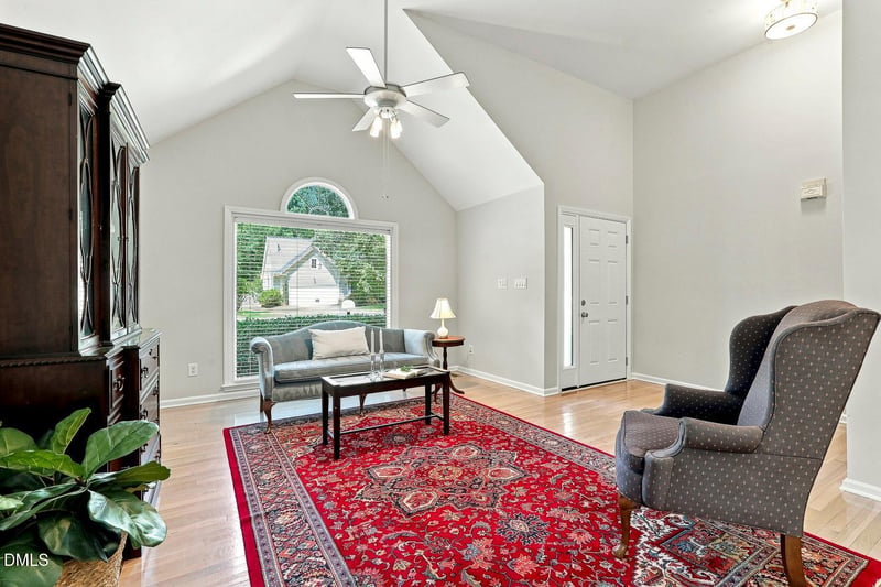 5237 Fairmead Cir, Raleigh, NC 27613
