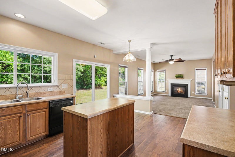 524 Hidden Springs Dr, Durham, NC 27703