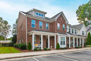 528 Ledbetter Ct, Raleigh, NC 27608
