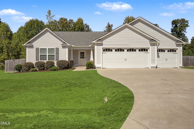 53 Voyage Cir, Smithfield, NC 27577