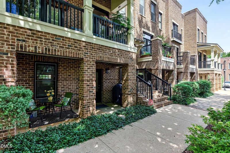 530 John Haywood Way #101, Raleigh, NC 27604