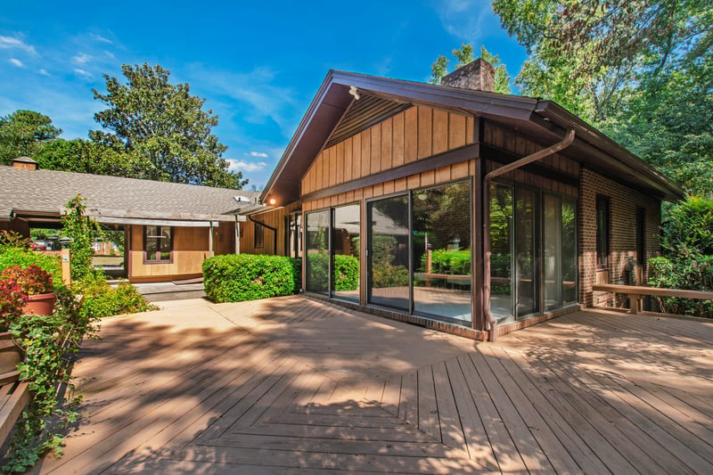 5300 Amsterdam Pl, Raleigh, NC 27606