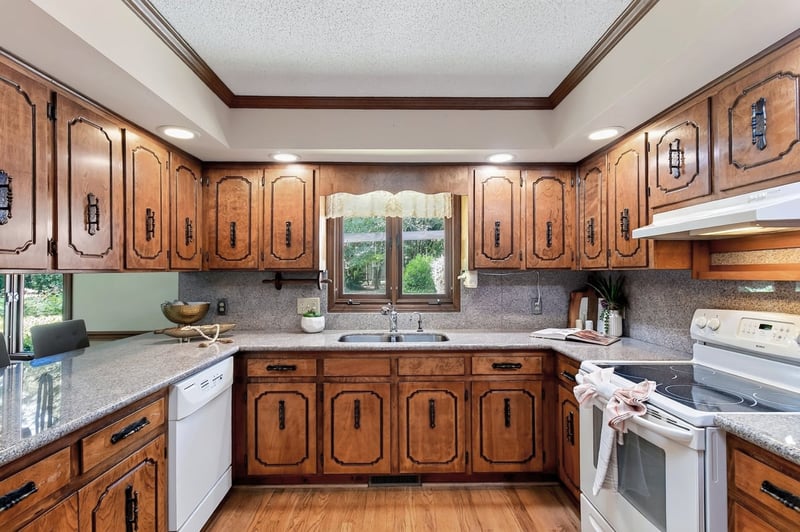 5300 Amsterdam Pl, Raleigh, NC 27606