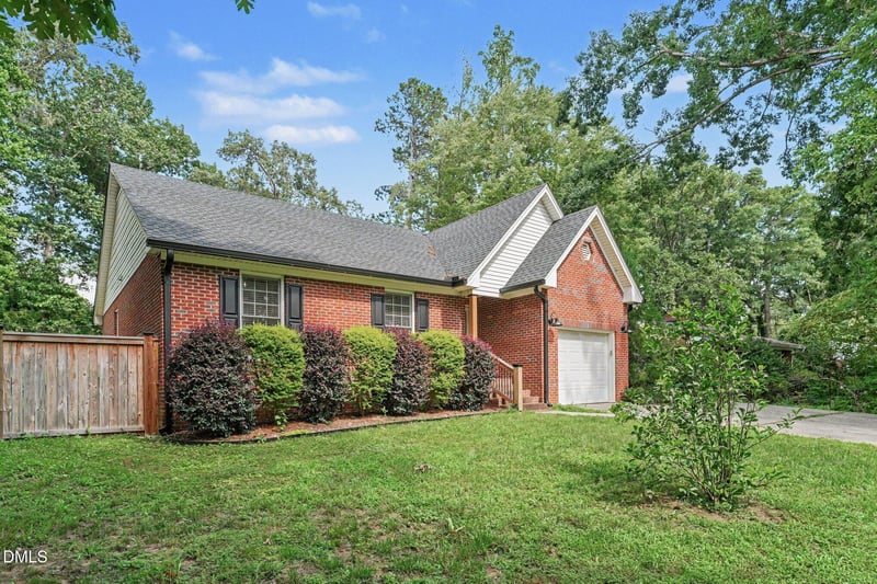 5308 Barclay Dr, Raleigh, NC 27606