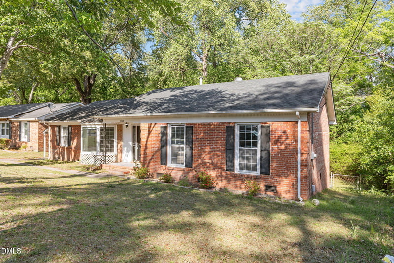 5308 Foxfire Rd, Fayetteville, NC 28303