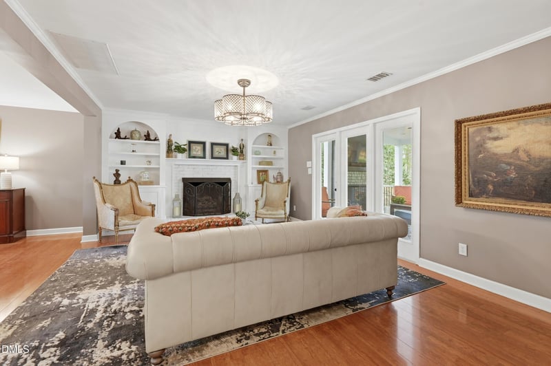 5309 N Hills Dr, Raleigh, NC 27612